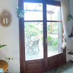 Casa de hóspedes Artemisia House 3*