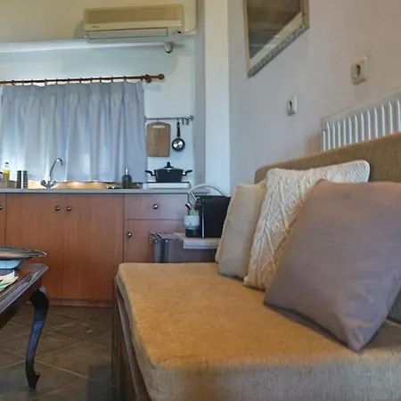 Artemisia House