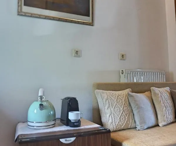 Artemisia House Affittacamere 3*