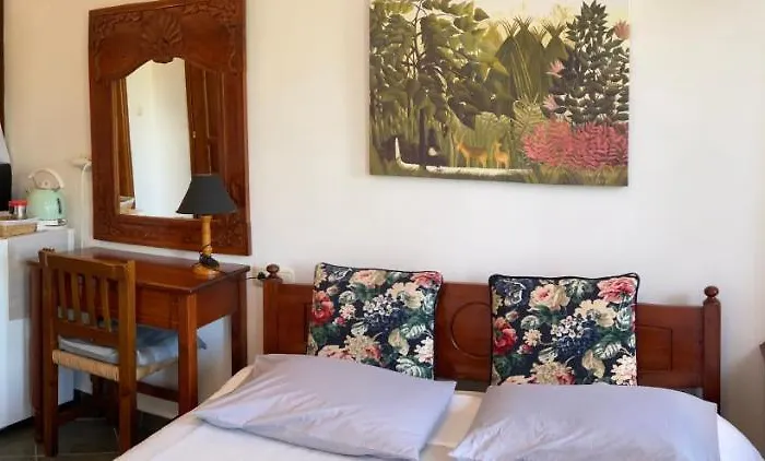 Affittacamere Artemisia House 3*