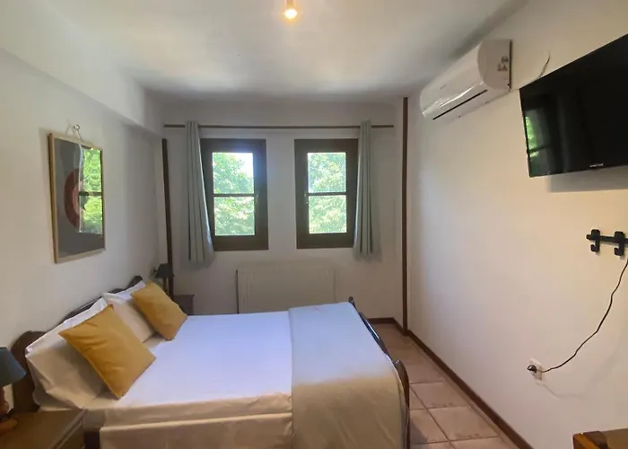 Pensión Artemisia House